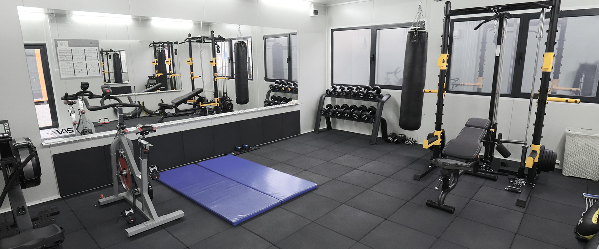 &nbsp;GYM CROSSFIT DANCE CYCLING BOXING YOGA AEROBIC MATERIAL ARTS.